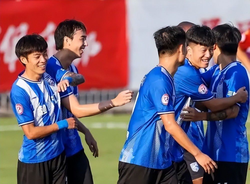 欧联-布莱顿1-0十人雅典AEK 佩德罗造点+点射制胜北京时间12月1日01:45，欧联小组赛第五轮布莱顿挑战雅典AEK的比赛，上半场弗格森低射造险，聚贝尔中柱，下半场若昂佩德罗造点+点射破门，加齐诺维奇直红，最终布莱顿客场1-0十人雅典AEK。